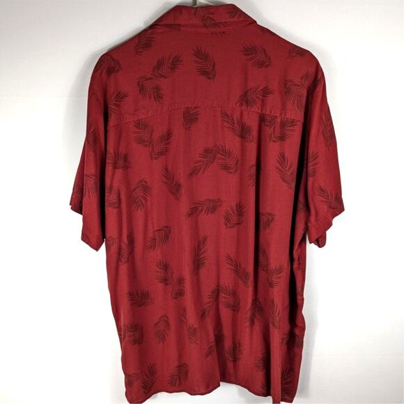 Natural Issue Mens M Rayon Camp Shirt Red Palm Leaf Print Button Front Silky Top - Picture 5 of 6